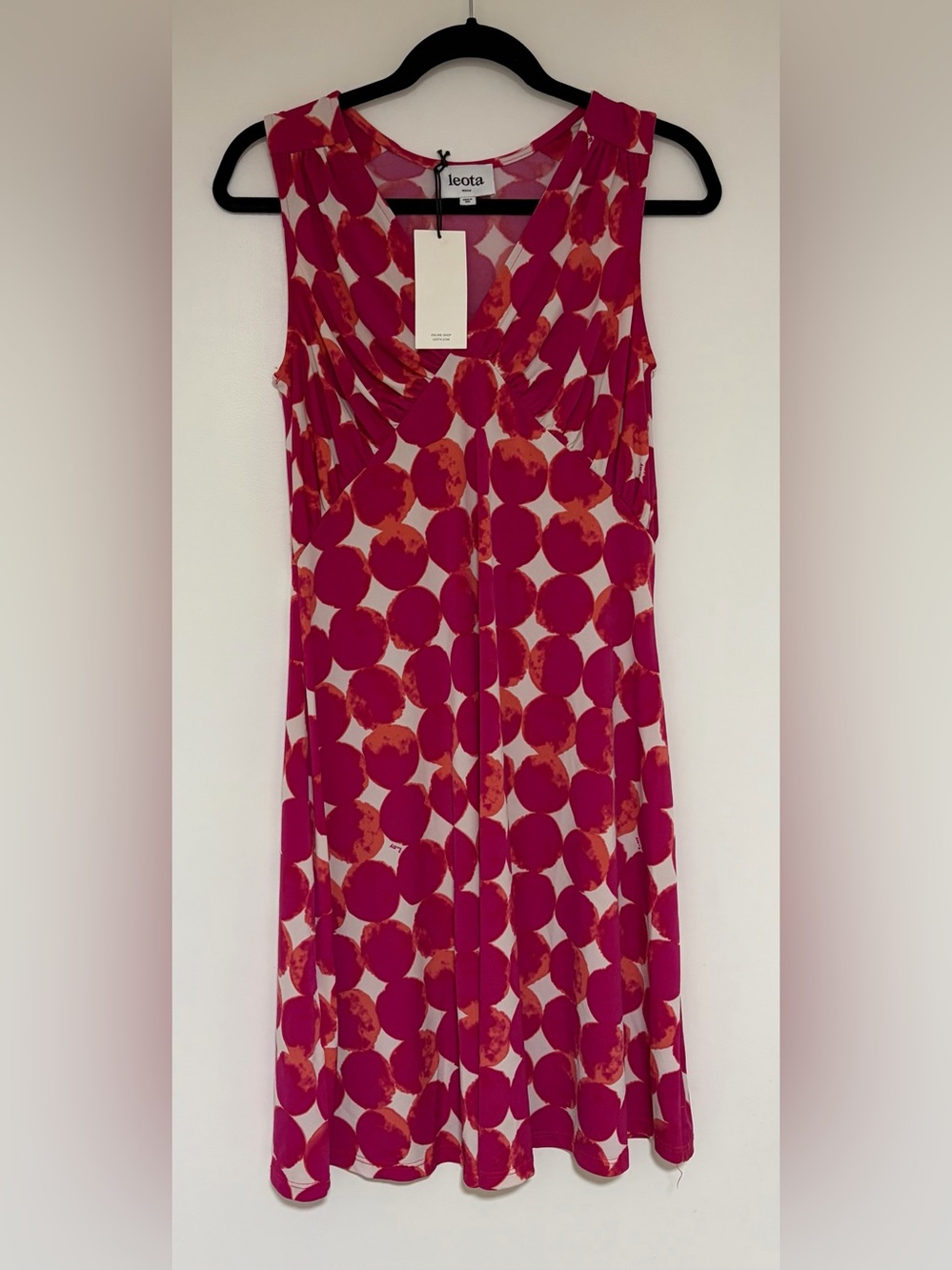 Leota New York Women’s White And Pink Print Sleeveless Summer Dress Size M NWT